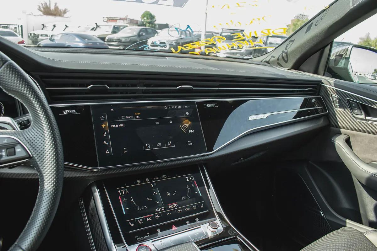 2022 - AUDI RSQ8 - SAME LIKE BRAND CONDITION - ONLY 38,000 KM-11-11