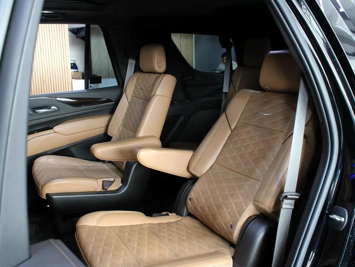 2023 Cadillac Escalade sport platinum-17-17