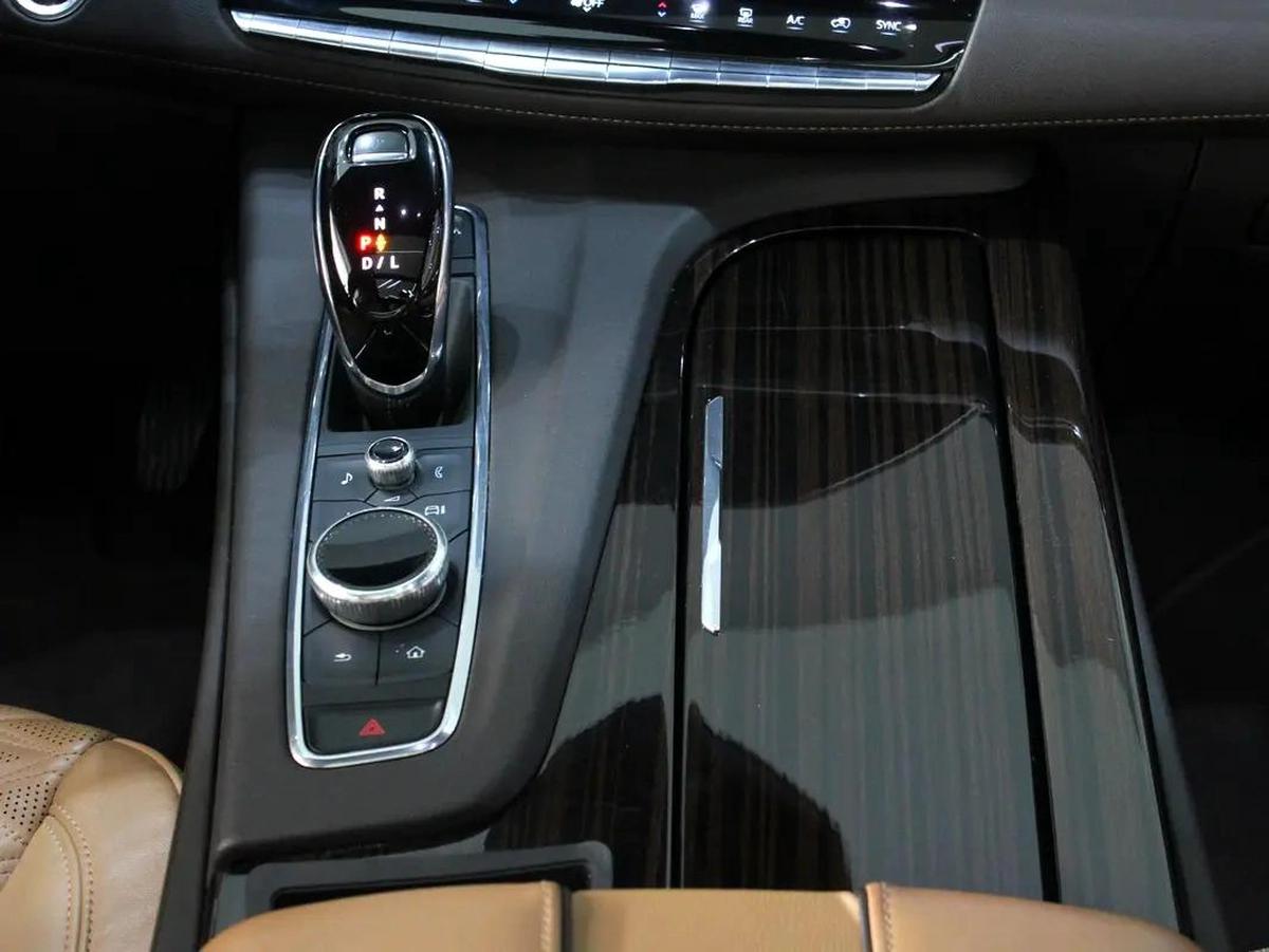 2023 Cadillac Escalade sport platinum-1-1