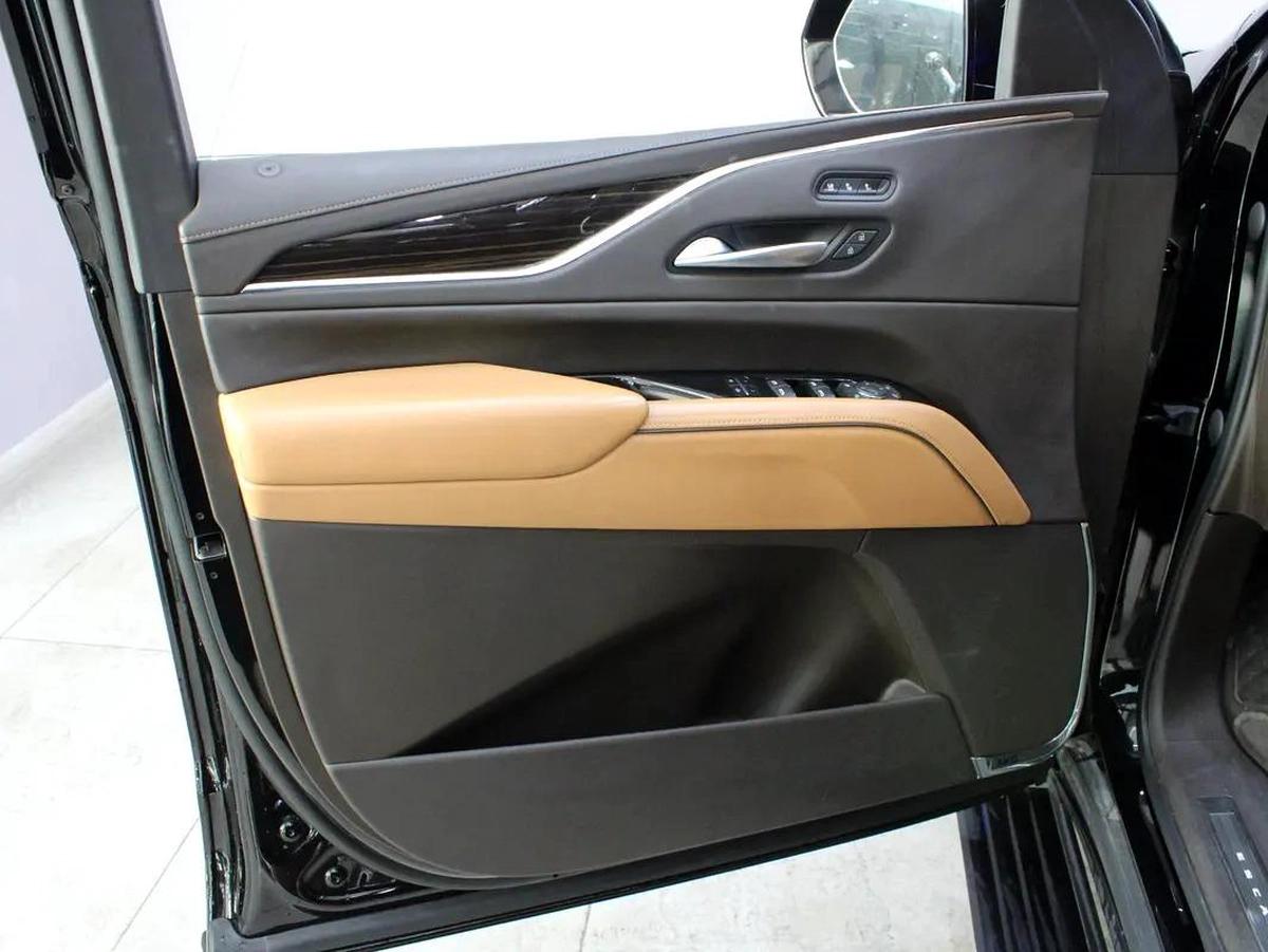 2023 Cadillac Escalade sport platinum-8-8
