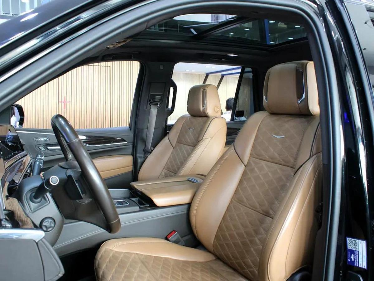2023 Cadillac Escalade sport platinum-6-6