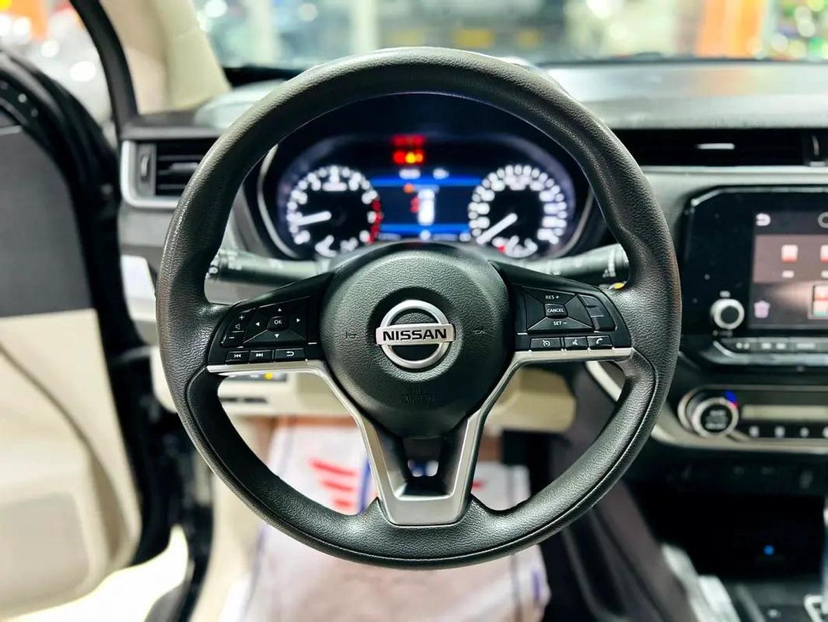 Nissan Xterra Titanium-2-2