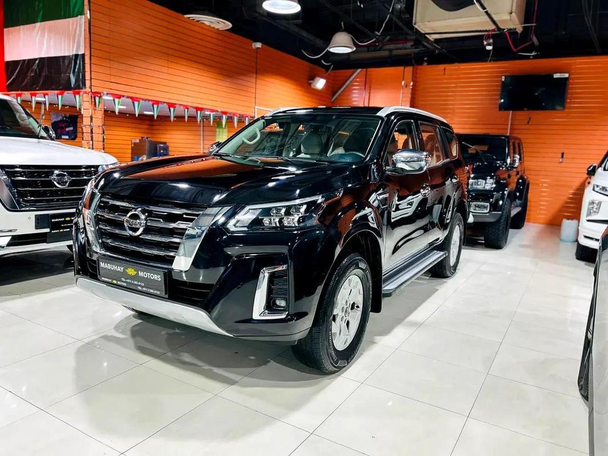 Nissan Xterra Titanium-0-0