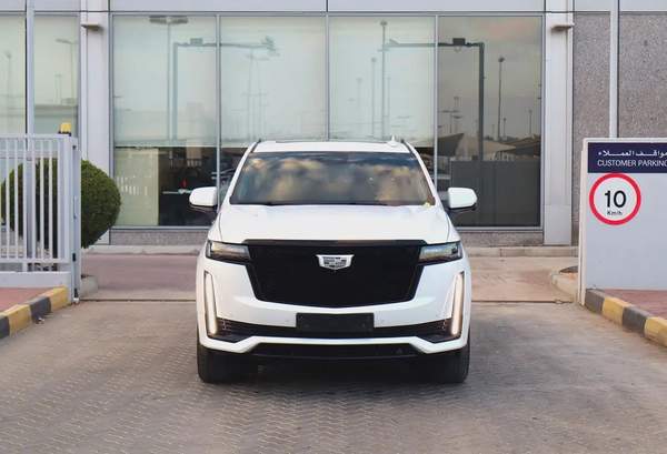 Cadillac Escalade ESV Platinum - 2021 - GCC Specs - Original Paint