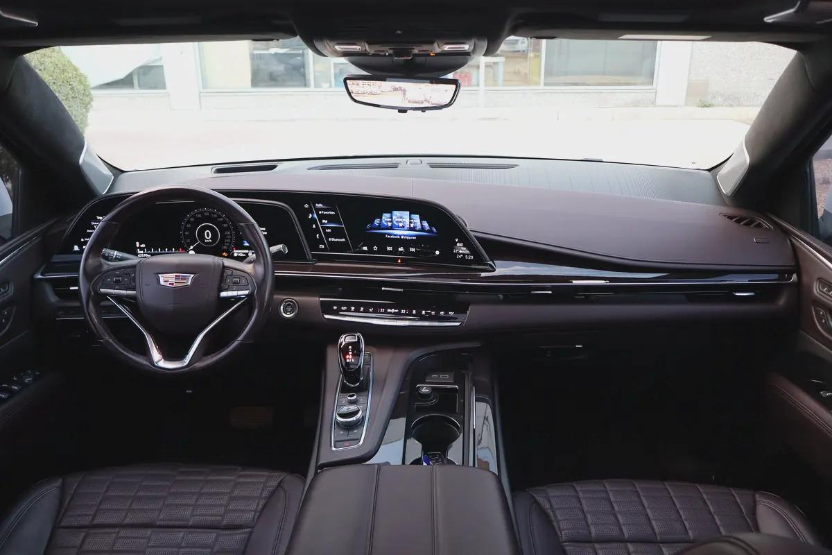 Cadillac Escalade ESV Platinum - 2021 - GCC Specs - Original Paint-5-5