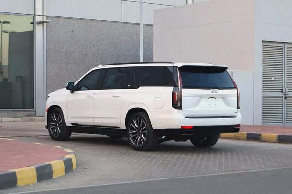 Cadillac Escalade ESV Platinum - 2021 - GCC Specs - Original Paint