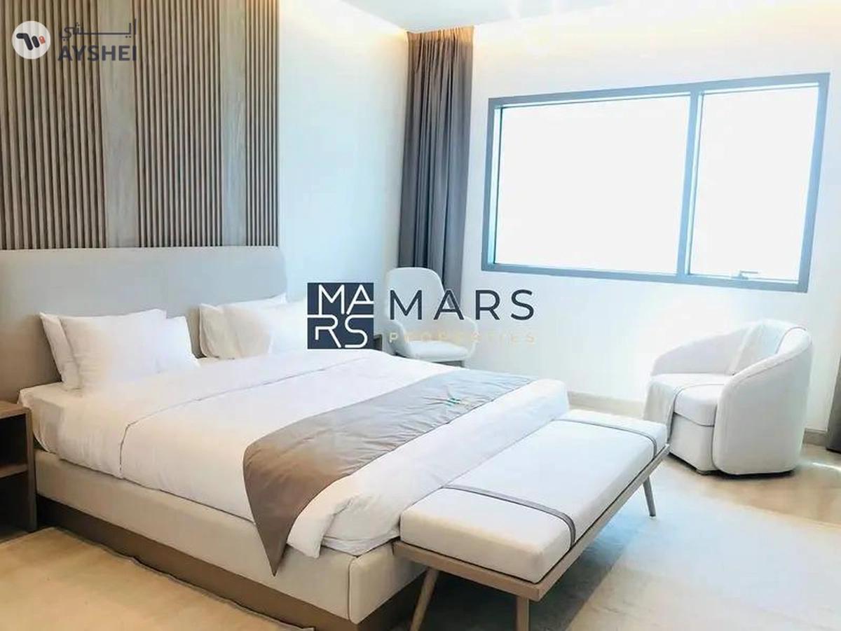 Luxury Sea-View Residences with Private Beach and Infinity Pool | Freehold Ownership-0-landscape