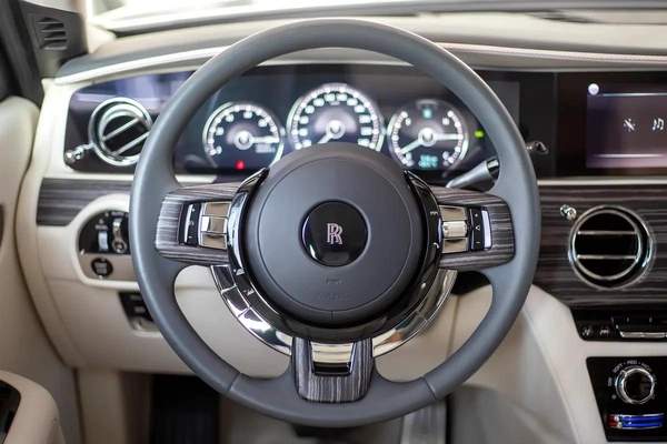 Rolls-Royce Ghost Standard 2021 GCC Specs