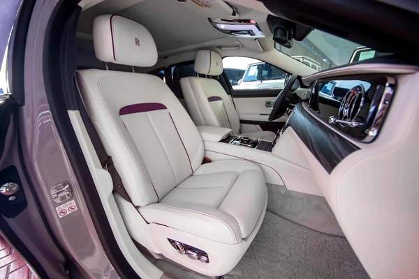 Rolls-Royce Ghost Standard 2021 GCC Specs