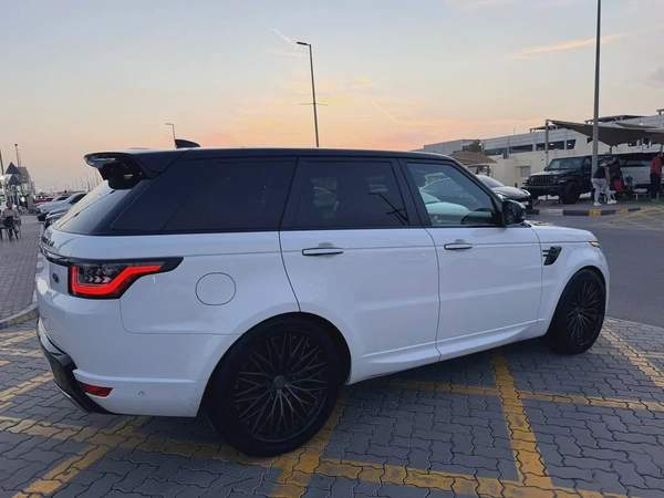 Land Rover Range Rover Sport HST