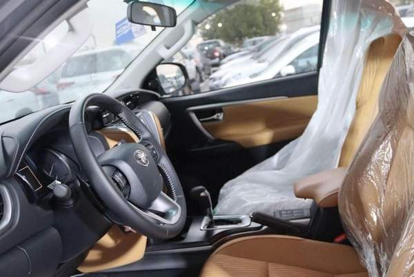 Toyota Fortuner FORTUNER 4.0L V6 PETROL