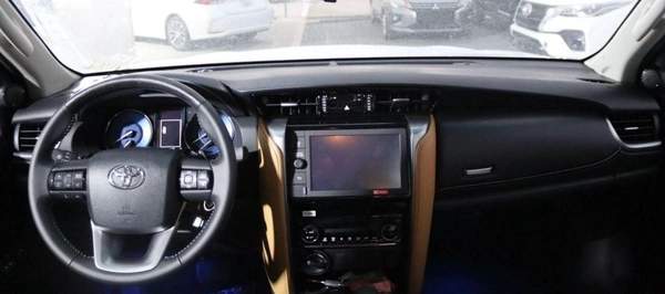 Toyota Fortuner FORTUNER 4.0L V6 PETROL