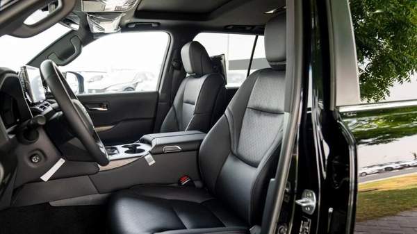 Toyota Land Cruiser LC300 VXR 3.5L PETROL TWIN TURPO MY2025