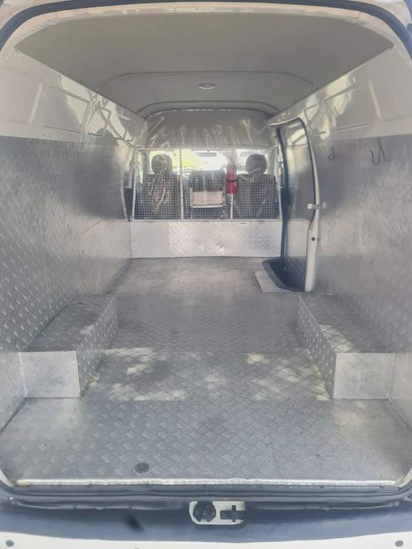 FOTON CARGO VAN, GCC, UNDER WARRANTY FROM AL TAYER MOTORS WITH 100K SERVICE CONTRACT