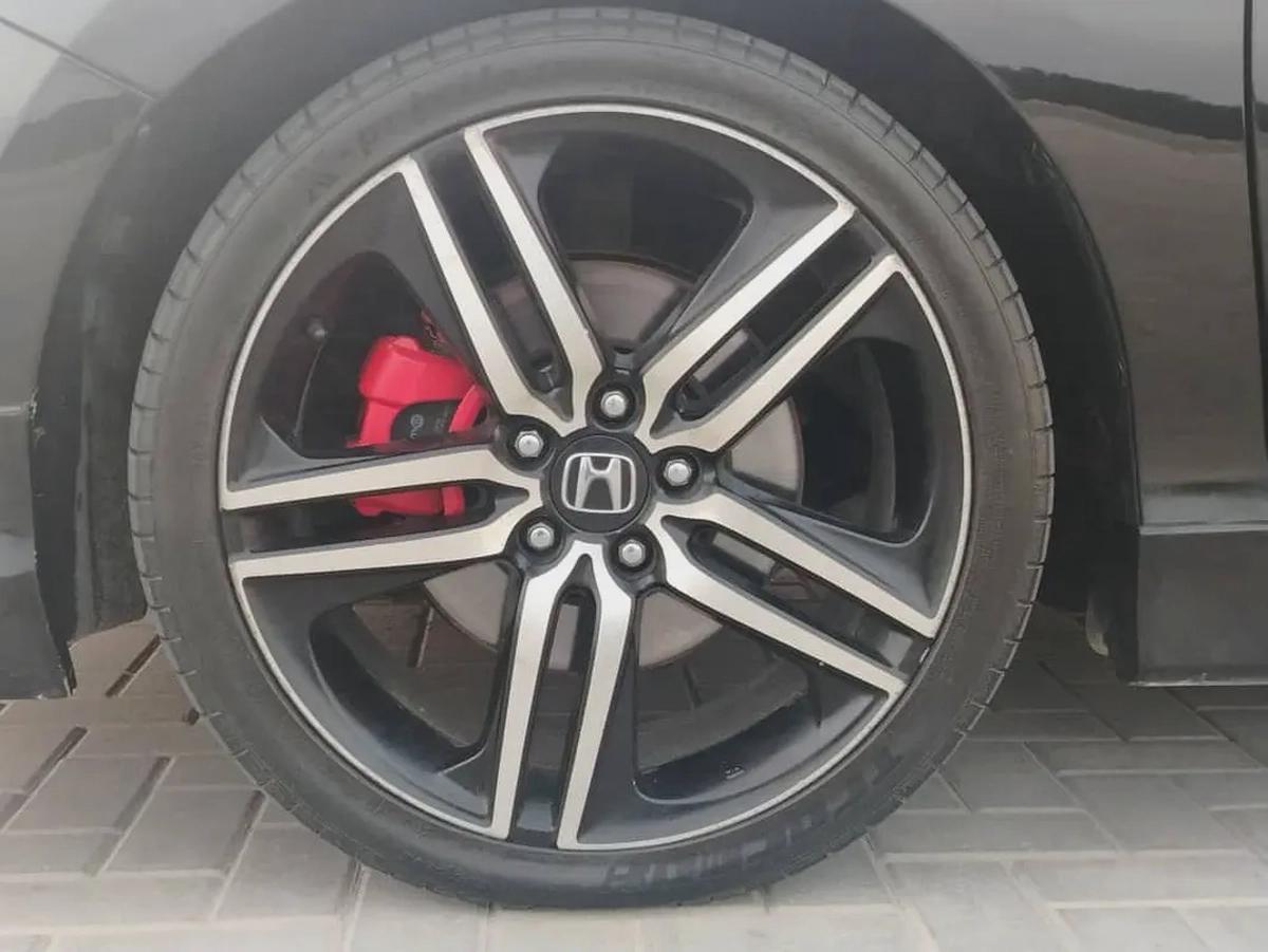 هوندا أكورد TOURING V6 أوراق جمارك-2-2