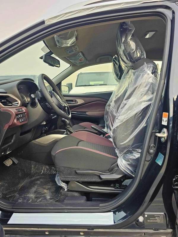 Suzuki Fronx GLX / EURO 5 HYBRID /1.5L V4/ HEADUP DISPLAY / 360*CAMERAS /" 9" DISPLAY AUDIO