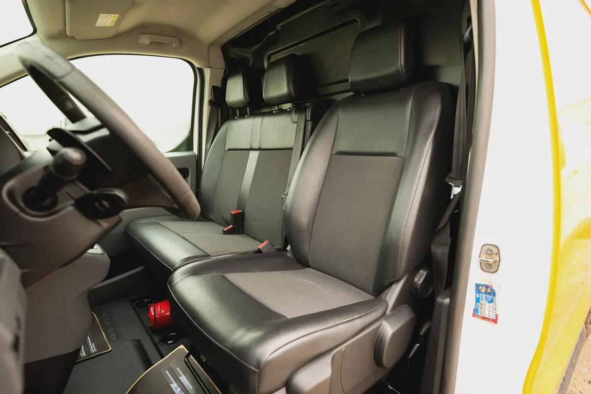 Peugeot Expert | Delivery Van | Automatic Diesel | GCC Specs | Ref#P01949-8-8