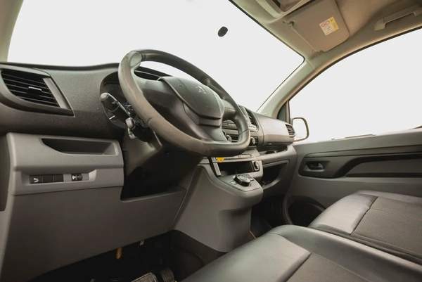 Peugeot Expert | Delivery Van | Automatic Diesel | GCC Specs | Ref#P01949