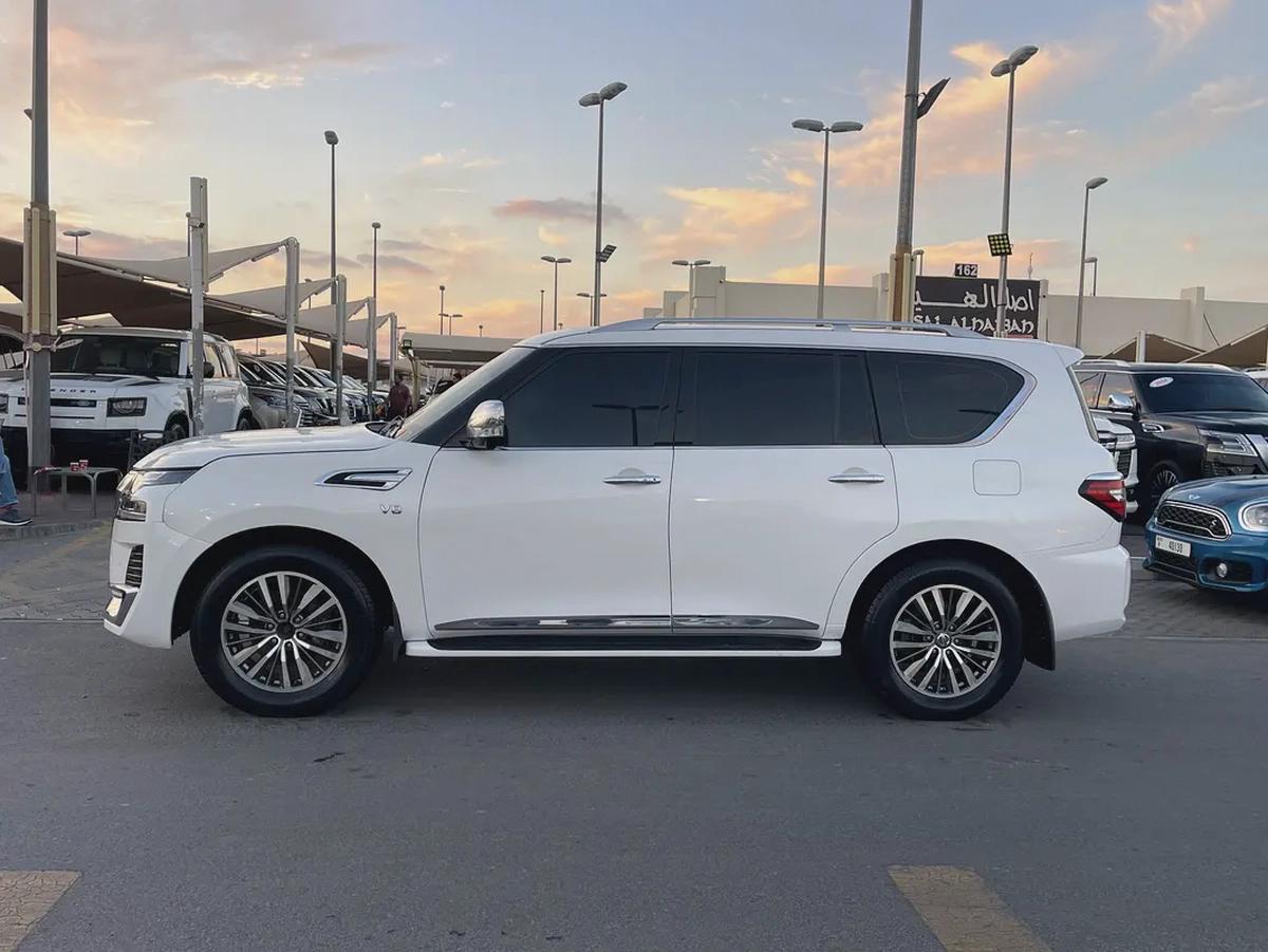 Nissan Patrol LE Platinum 2013 - GCC Specs-2-2