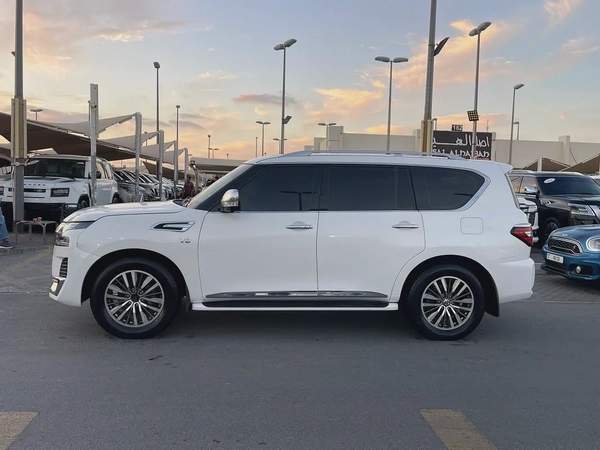 Nissan Patrol LE Platinum 2013 - GCC Specs