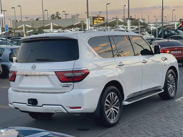 Nissan Patrol LE Platinum 2013 - GCC Specs