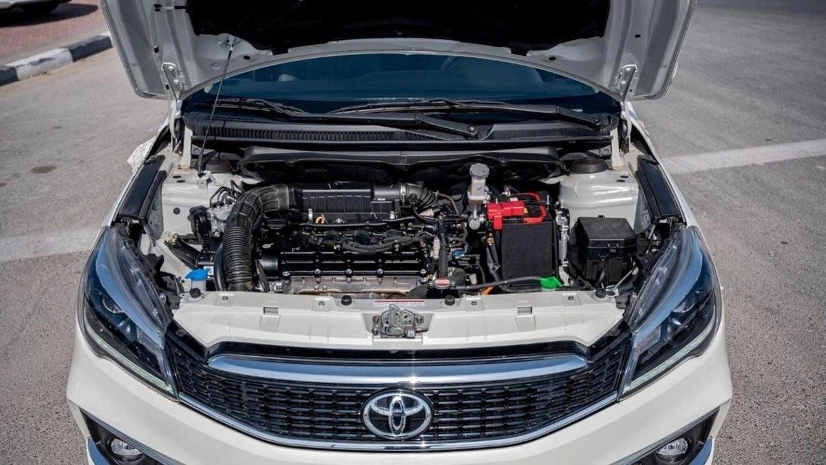 Toyota Belta 1.5P AT MY2023 – WHITE-17-17