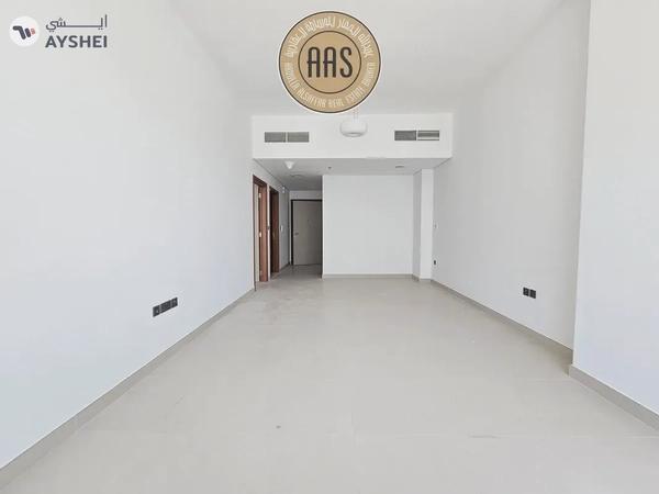 One Month Free Spacious One Bedroom Apartment with All Amenities