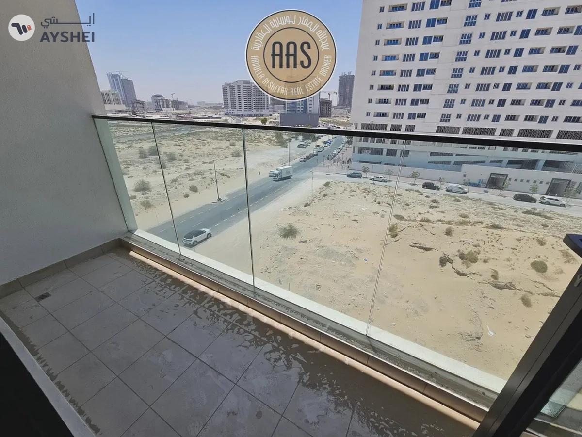 One Month Free Spacious One Bedroom Apartment with All Amenities-7-7