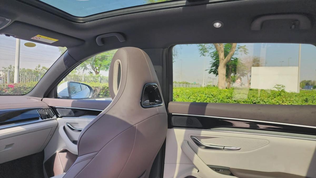BYD Song Plus Champion (White Brown)-7-7