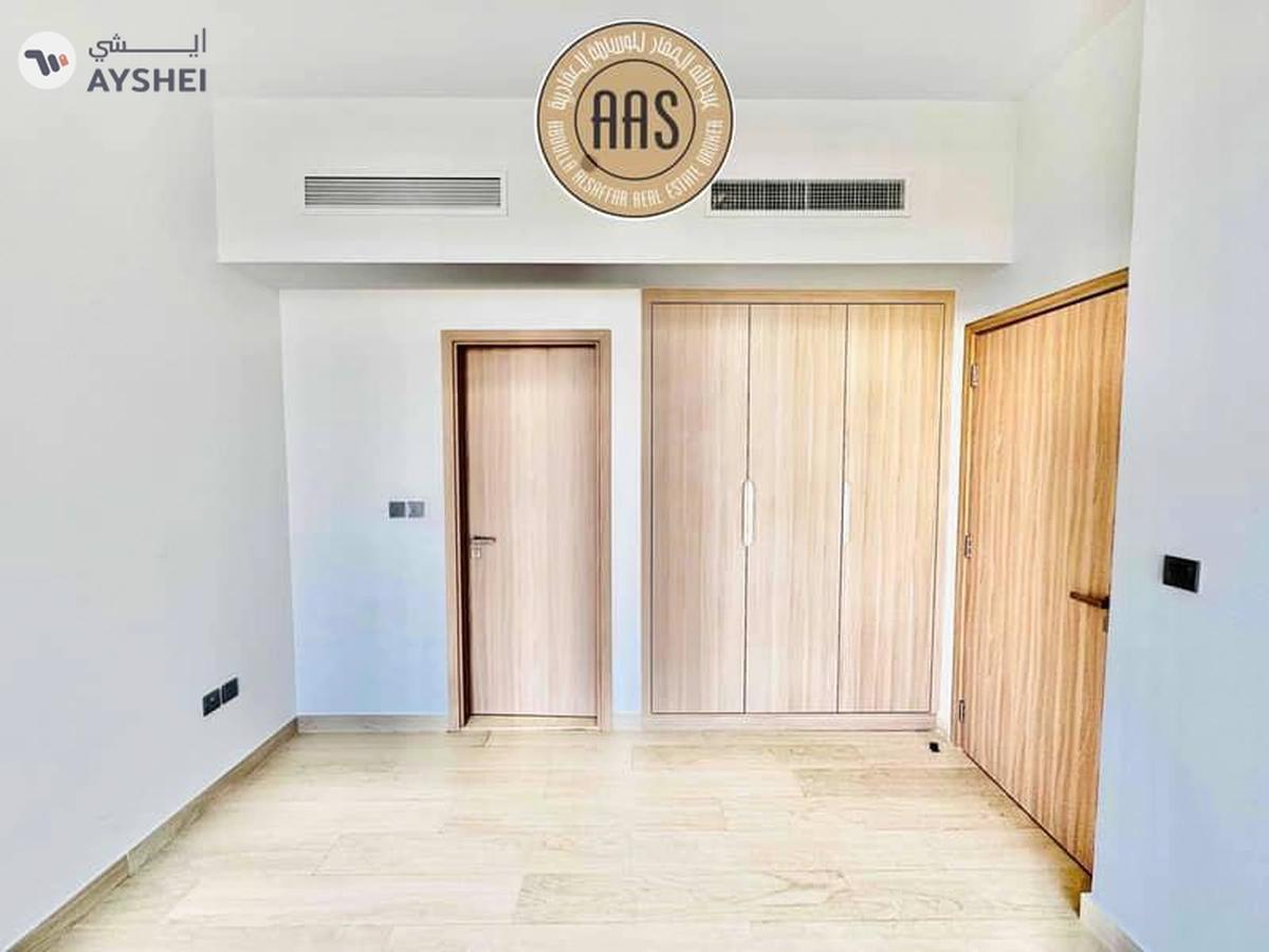 Hot Offer•Ready To Move•Higher Floor Semi-Furnished 1BHK•4 Cheques-8-8