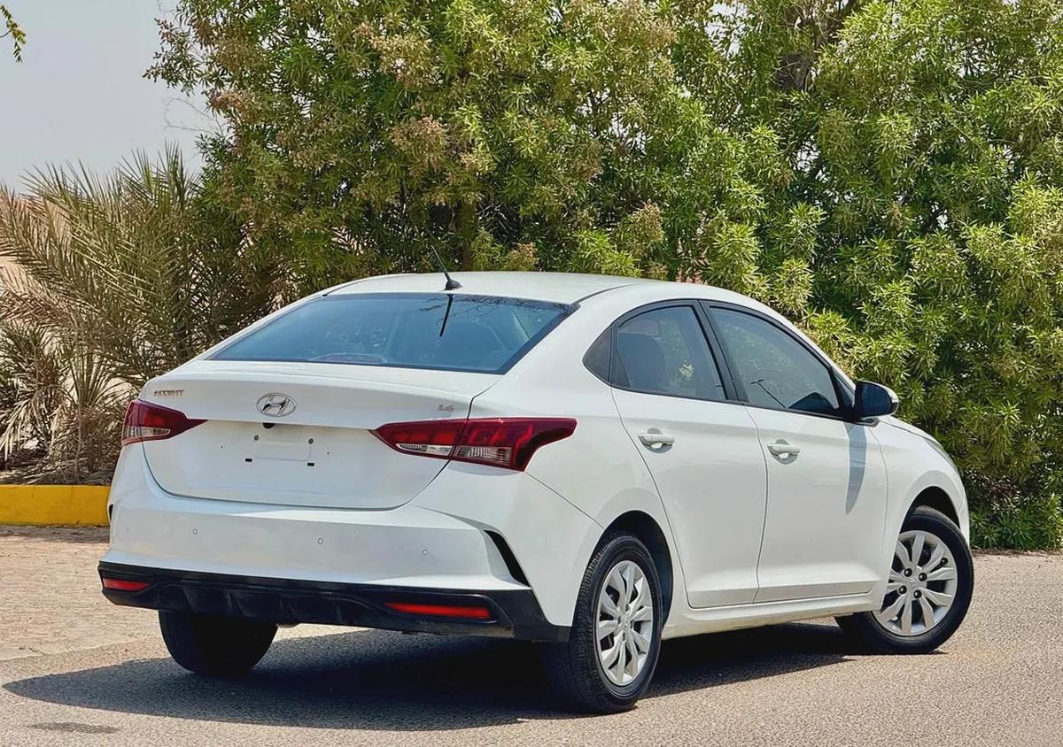 HYUNDAI ACCENT, 2023 MODEL, 1.6L, GCC SPECS, SMART PLUS TRIM, (556/-MONTHLY)-4-4