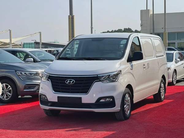2021 | Hyundai H1 | Van | Automatic | Diesel | Korean Specs | Ref#832