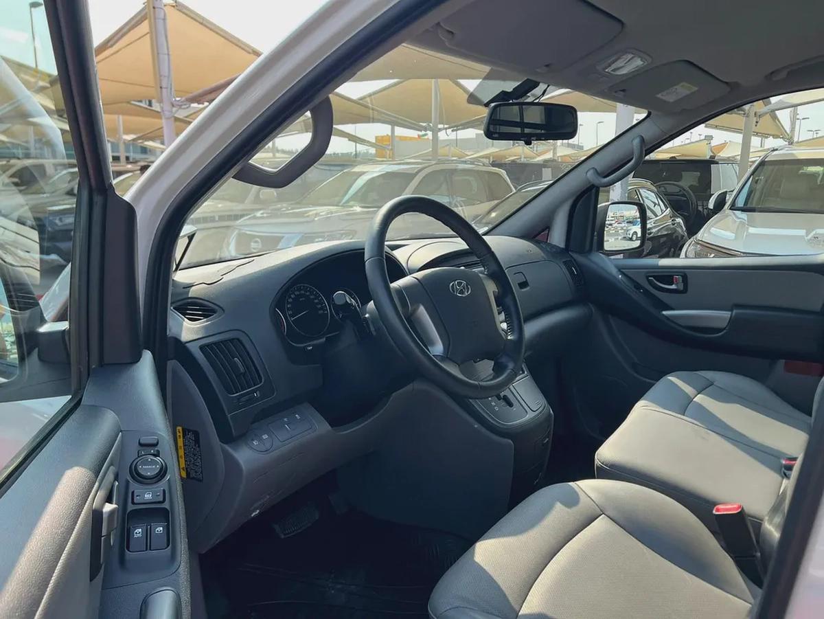 2021 | Hyundai H1 | Van | Automatic | Diesel | Korean Specs | Ref#832-7-7