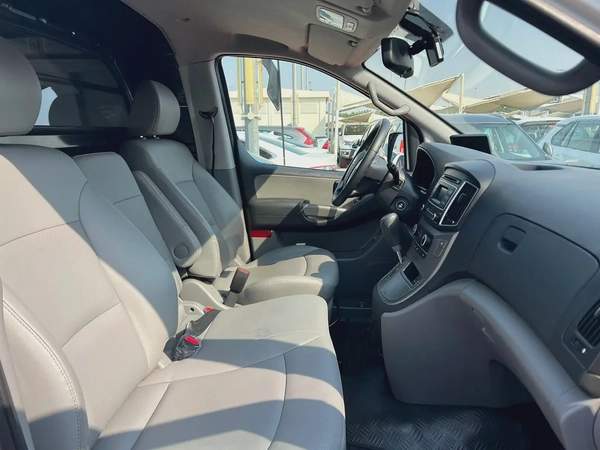 2021 | Hyundai H1 | Van | Automatic | Diesel | Korean Specs | Ref#832