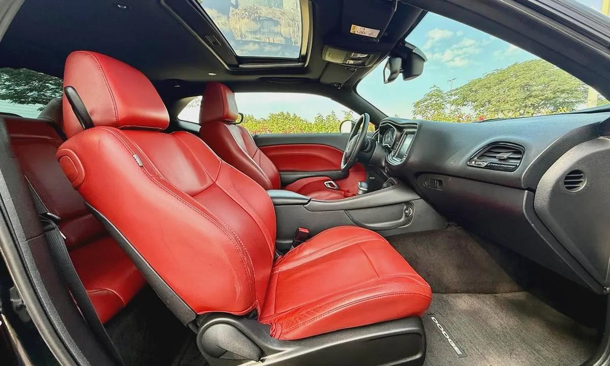 2015 Dodge Challenger R/T 5.7L Hemi V8 | G.C.C | Full options-14-14