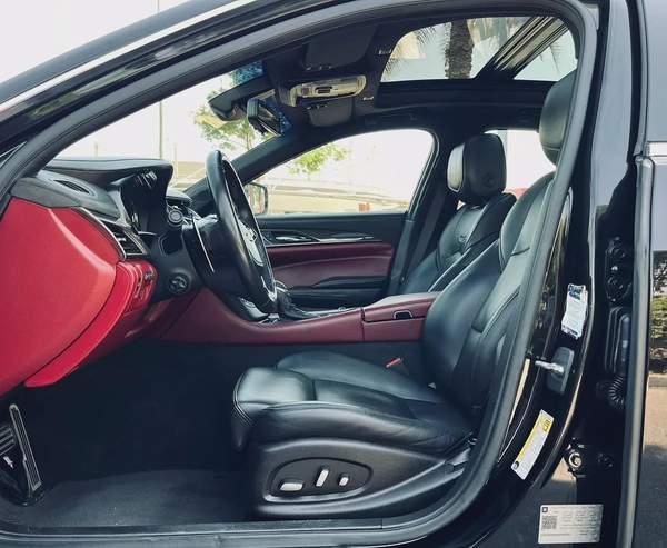 Cadillac CT5 Gcc full option with services history