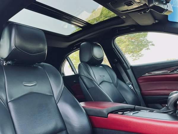 Cadillac CT5 Gcc full option with services history