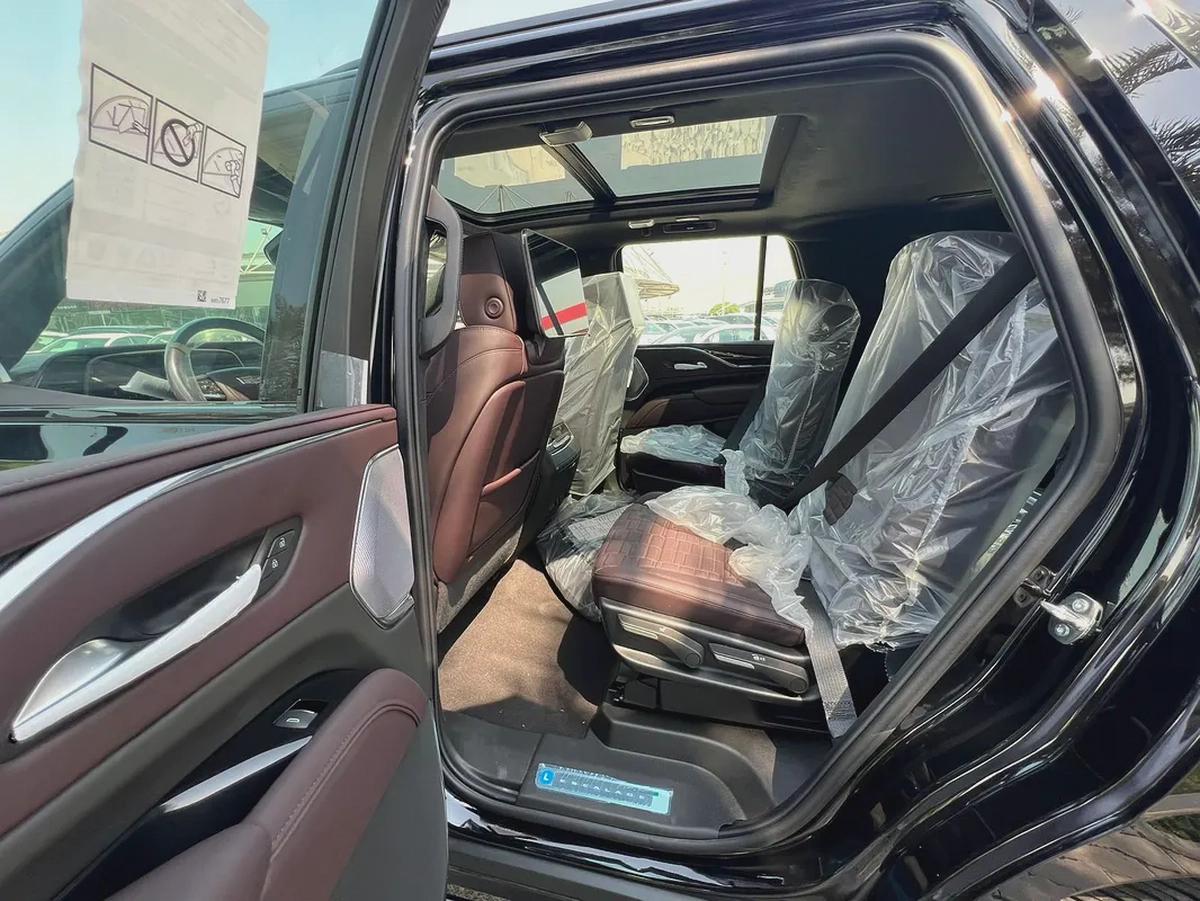 !! 2024!! Cadillac | Escalade | Sport Platinum | GCC Specs | Brand New | Export Only-14-14