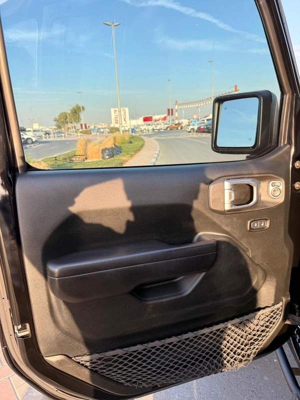 Jeep Wrangler Unlimited Willys 3.6L A/T