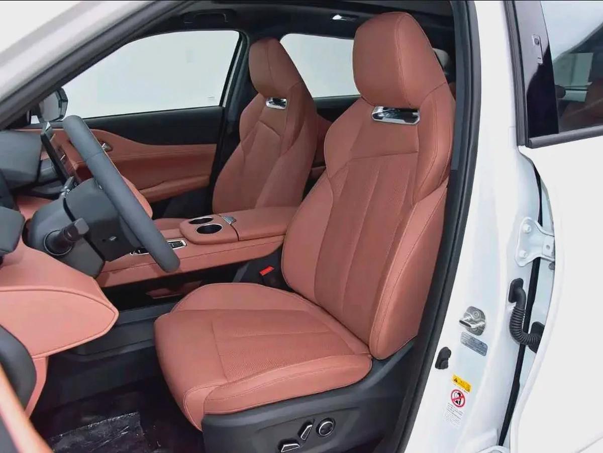 Changan UNI‑Z 2025 MAX-10-10