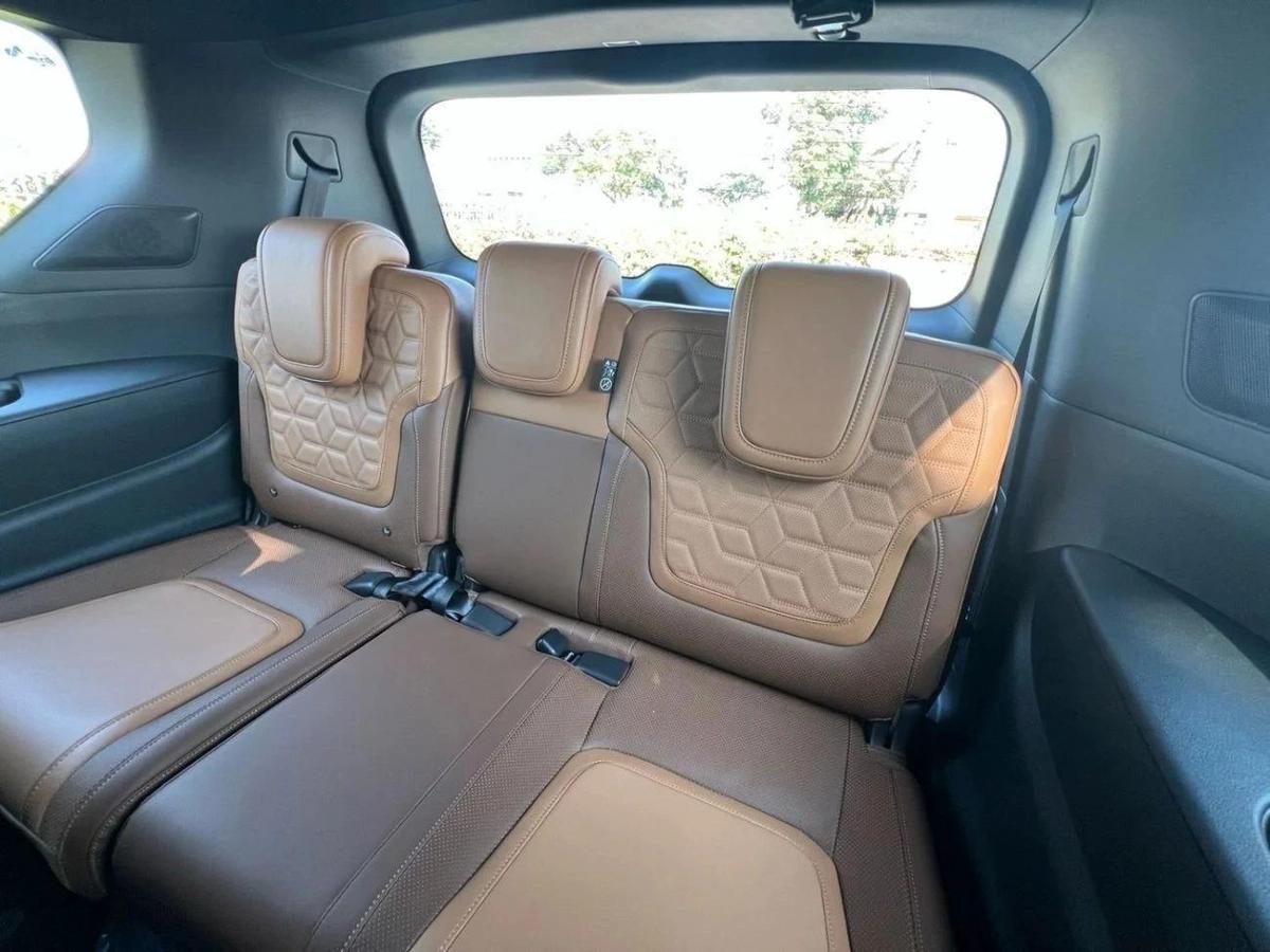 Nissan Patrol SE PLATINUM-2-2