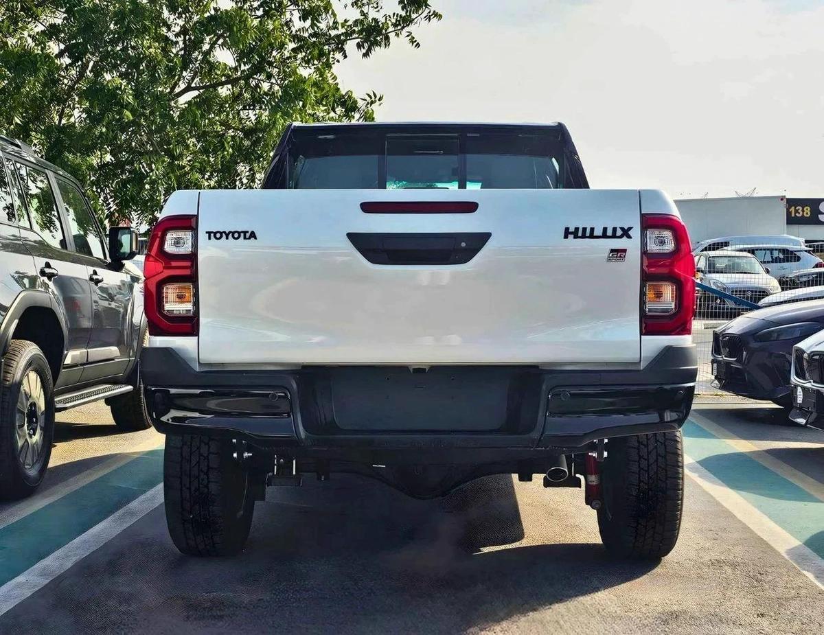 Toyota Hilux GR SPORT WIDE BODY / 4.0L PETROL V6 / TRIP TRONIC / 360*CAMERA / DRIVER PWR SEATS WITH-10-10