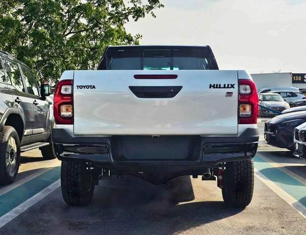 Toyota Hilux GR SPORT WIDE BODY / 4.0L PETROL V6 / TRIP TRONIC / 360*CAMERA / DRIVER PWR SEATS WITH