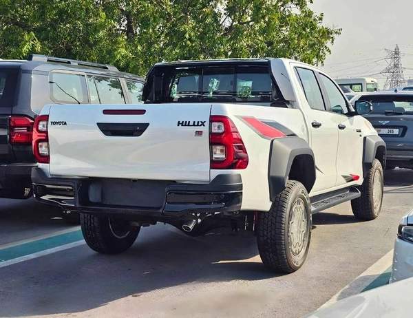 Toyota Hilux GR SPORT WIDE BODY / 4.0L PETROL V6 / TRIP TRONIC / 360*CAMERA / DRIVER PWR SEATS WITH
