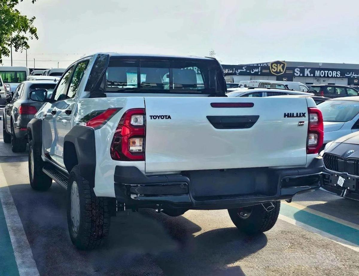 Toyota Hilux GR SPORT WIDE BODY / 4.0L PETROL V6 / TRIP TRONIC / 360*CAMERA / DRIVER PWR SEATS WITH-6-6