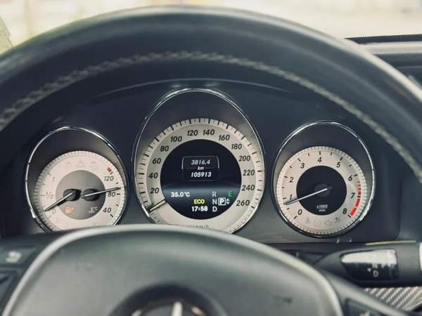 BENZ GLK350 | 2014 | ONLY : 105913 KM | JAPAN IMPORT | CLEAN TITLE