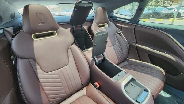AVATR 11 SPORT VIP 4-Seat (Matte White)
