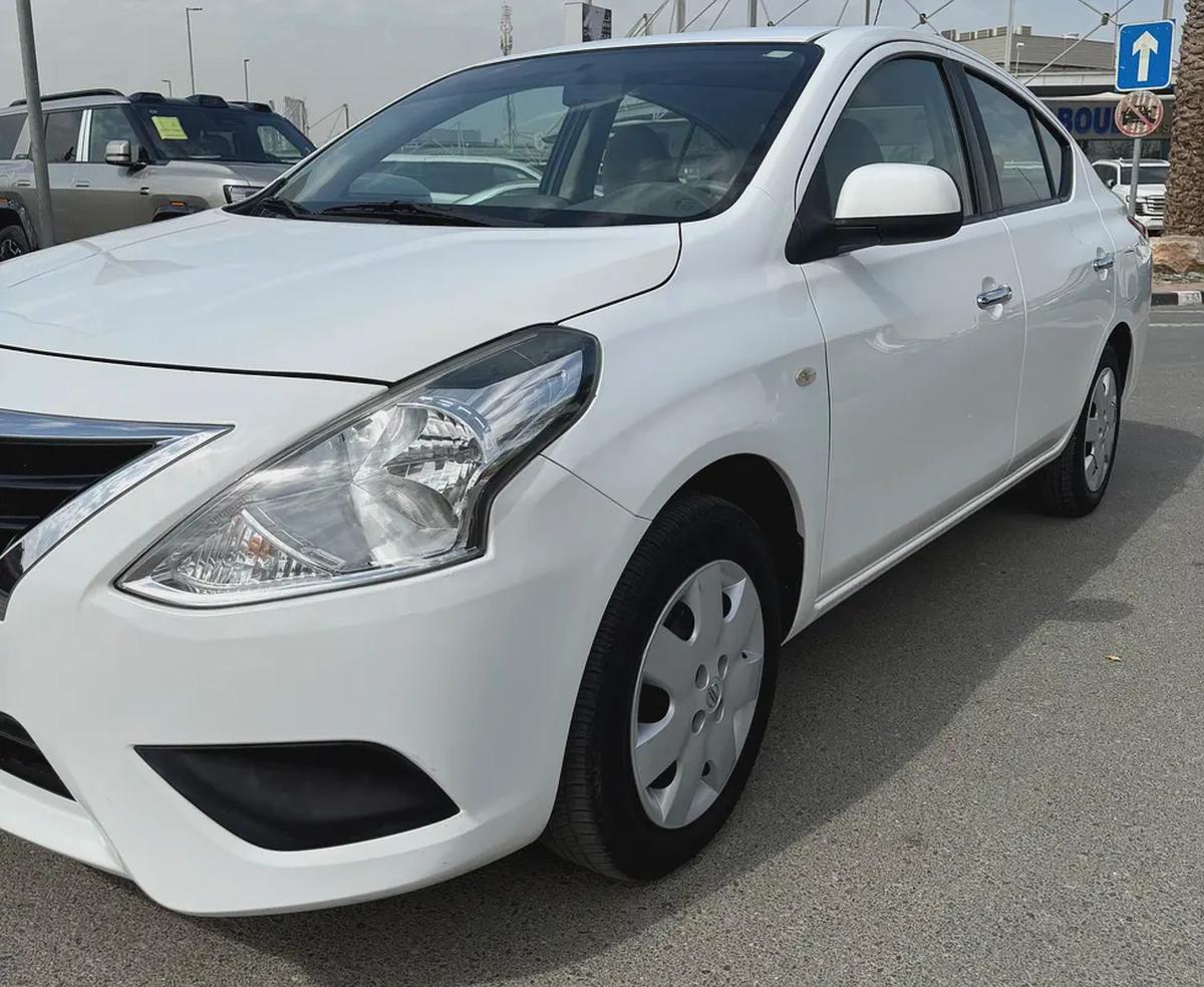 Nissan Sunny 2023,SV,GCC,Original Paint,Low Km Can Arrange Bank Loan-2-2