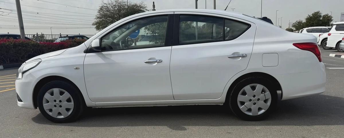 Nissan Sunny 2023,SV,GCC,Original Paint,Low Km Can Arrange Bank Loan-5-5