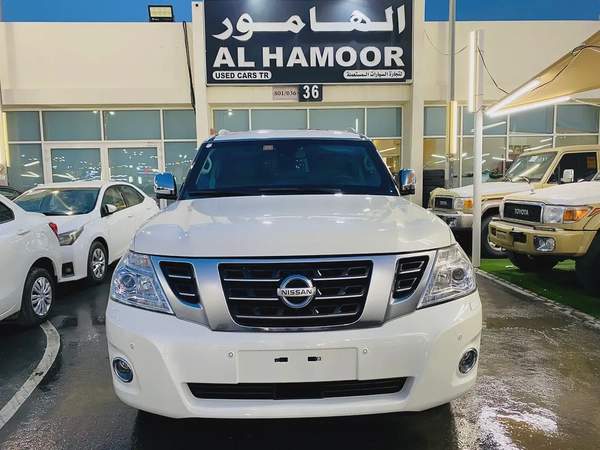 Km only Nissan Patrol LE Platinum City 2016 GCC Specs 3000